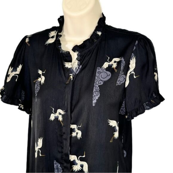T Tahari Tops - T Tahari Crane Print Black Ruffle Short Sleeve Blouse Small